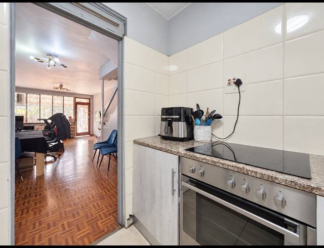 1 BEDROOM TOWNHOUSE FOR SALE IN MUSGRAVE